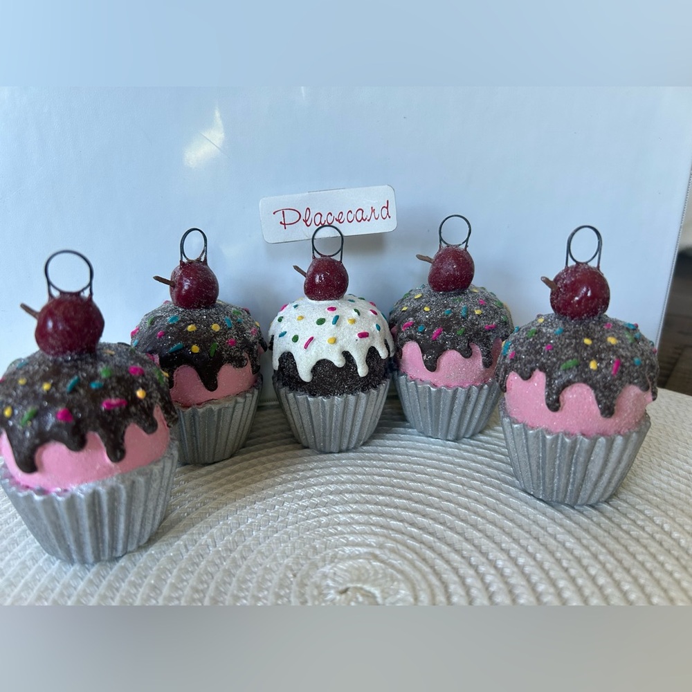 Dept 56 CUPCAKE Place Card Holders  Or Christmas Ornament’s Set of 5 Vintage 3"